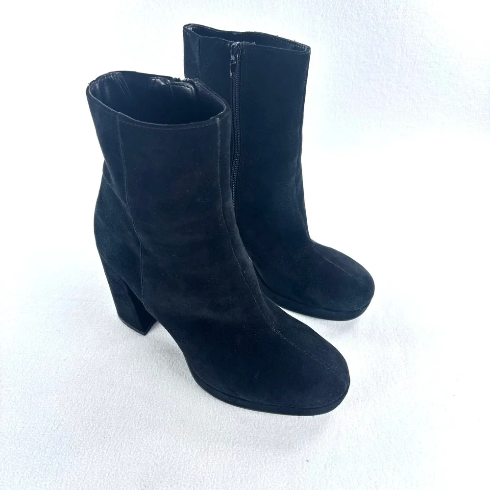 Steve‎ Madden Black Suede Boots Sz 10 Block Heel Ankle Zip 90s Whimsigoth Goth